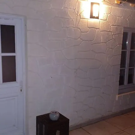 Petite Maisonnette Au Calme *