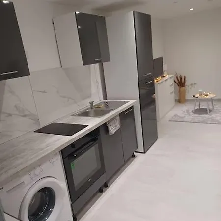 Petite Maisonnette Au Calme Апартаменты Дравей