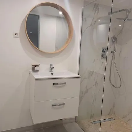Petite Maisonnette Au Calme *