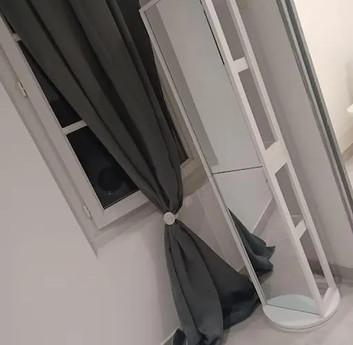 아파트 Petite Maisonnette Au Calme 드라베이